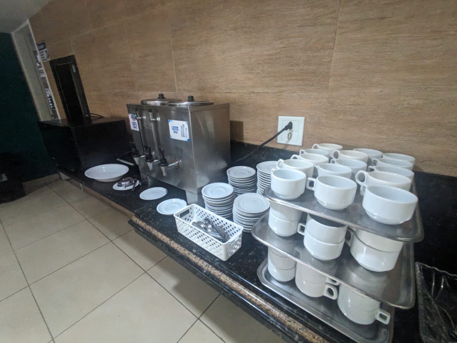 Cafe da manha do Happy Hotel Ancoradouro